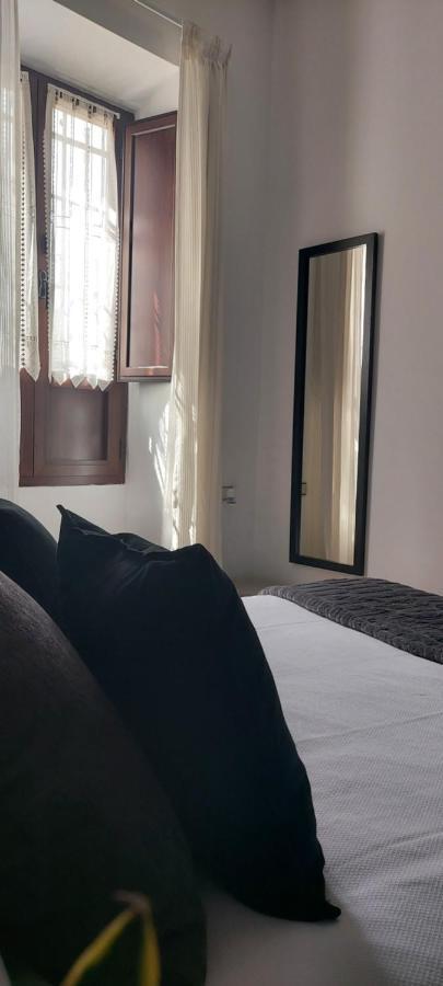 Apartamentos Los Descalzos Ronda Exterior foto